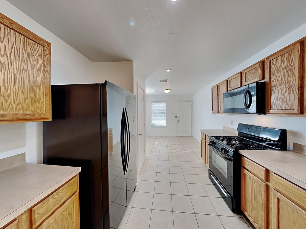 21447 Hannover Grove Lane - Photo 3