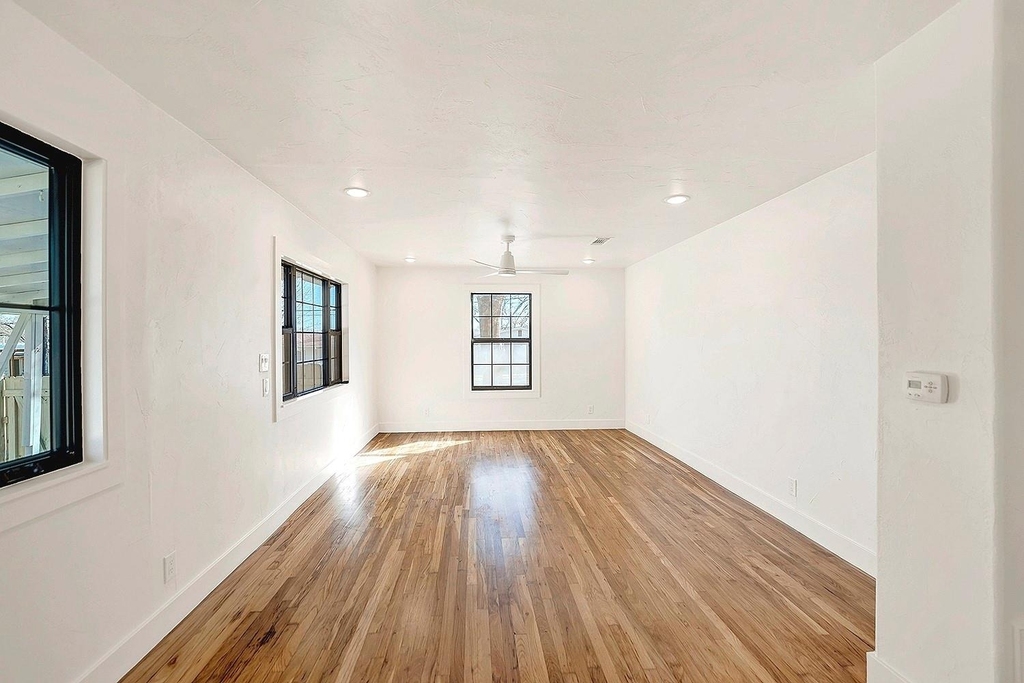 510 Parkview Boulevard - Photo 7