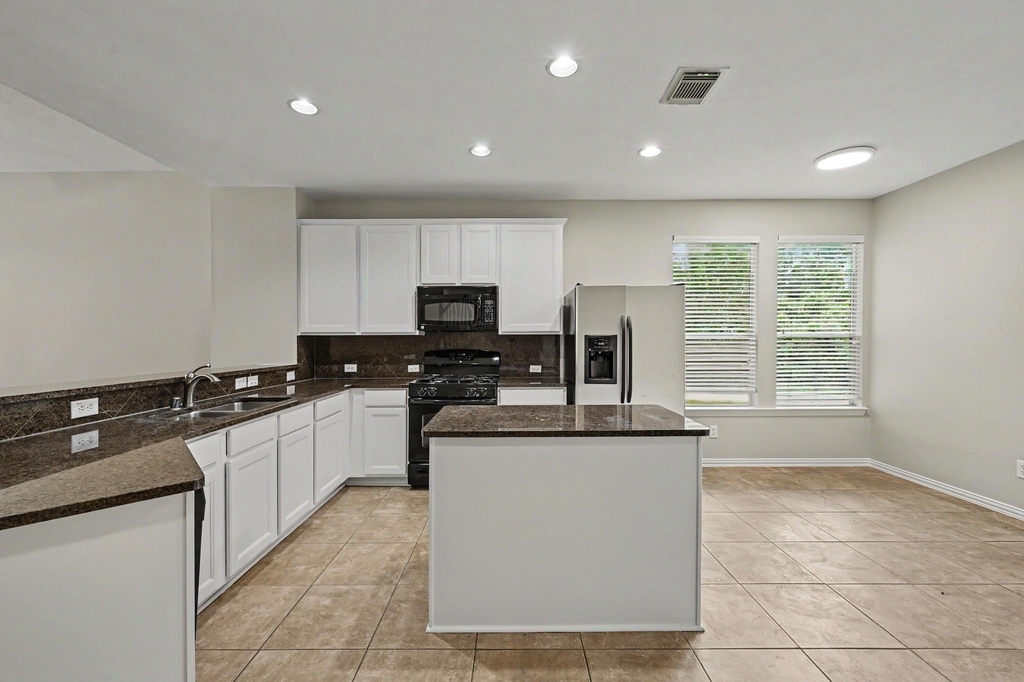 79 Chipwyck Way - Photo 3