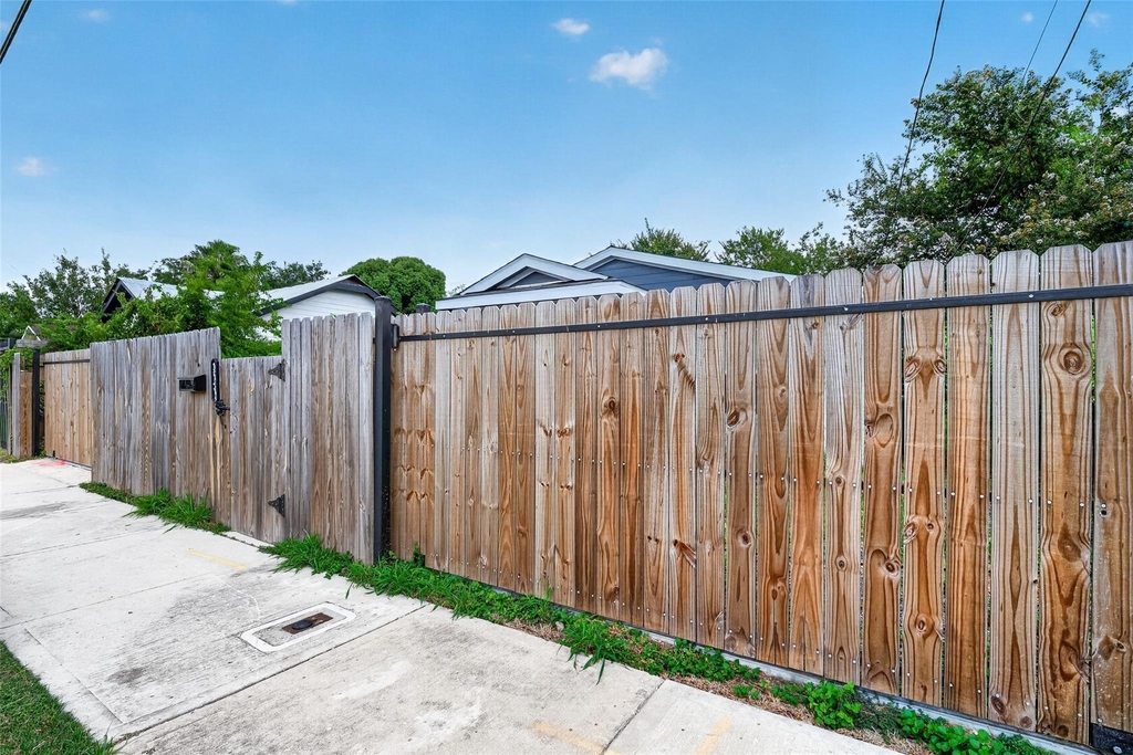 1119 Panama Street - Photo 29