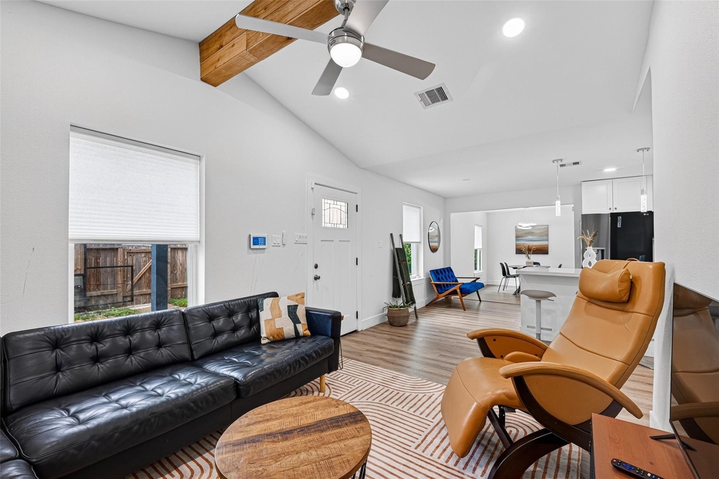 1119 Panama Street - Photo 1