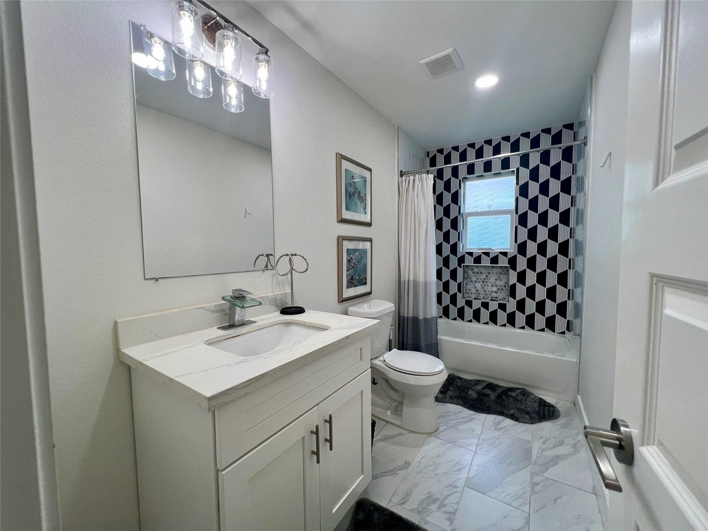1119 Panama Street - Photo 15