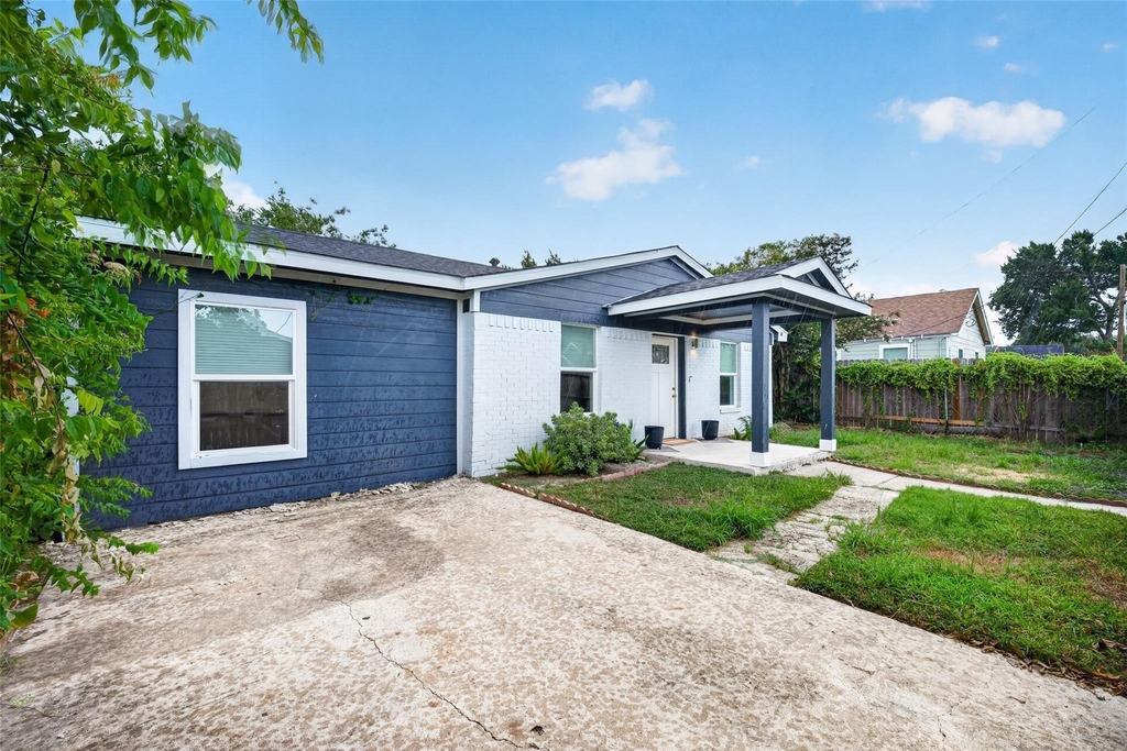 1119 Panama Street - Photo 34
