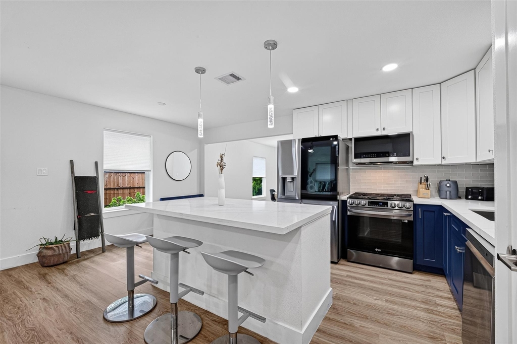 1119 Panama Street - Photo 4