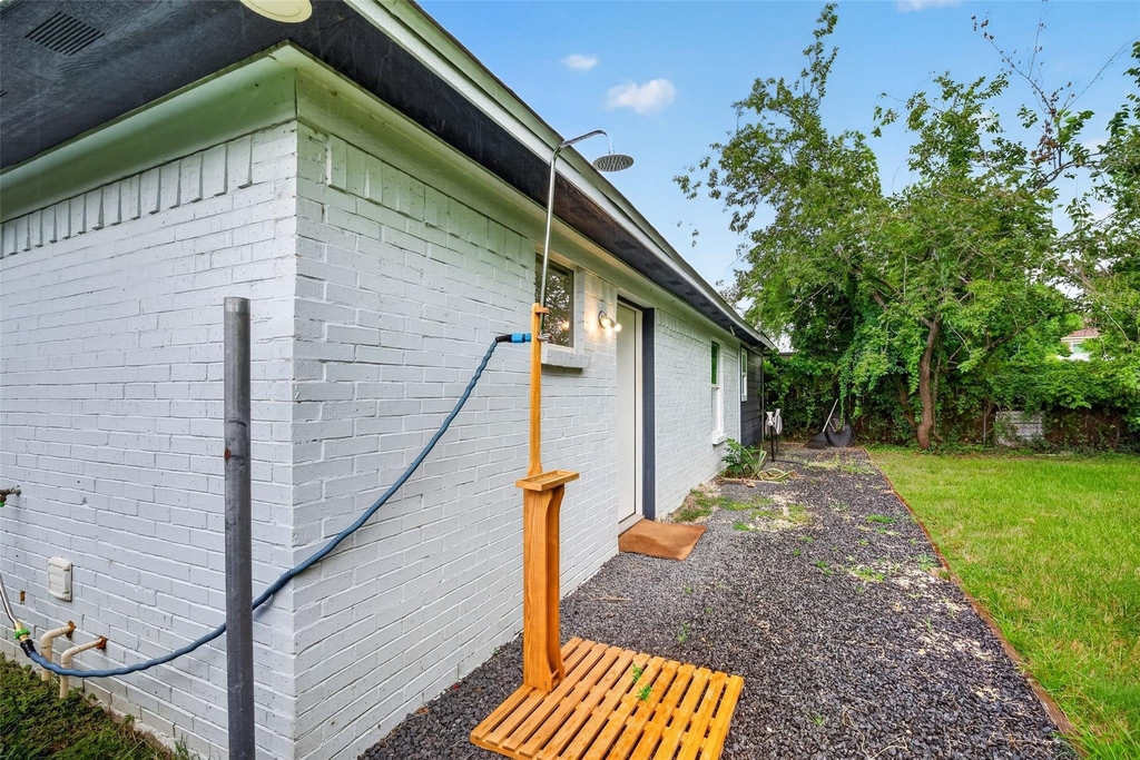 1119 Panama Street - Photo 25