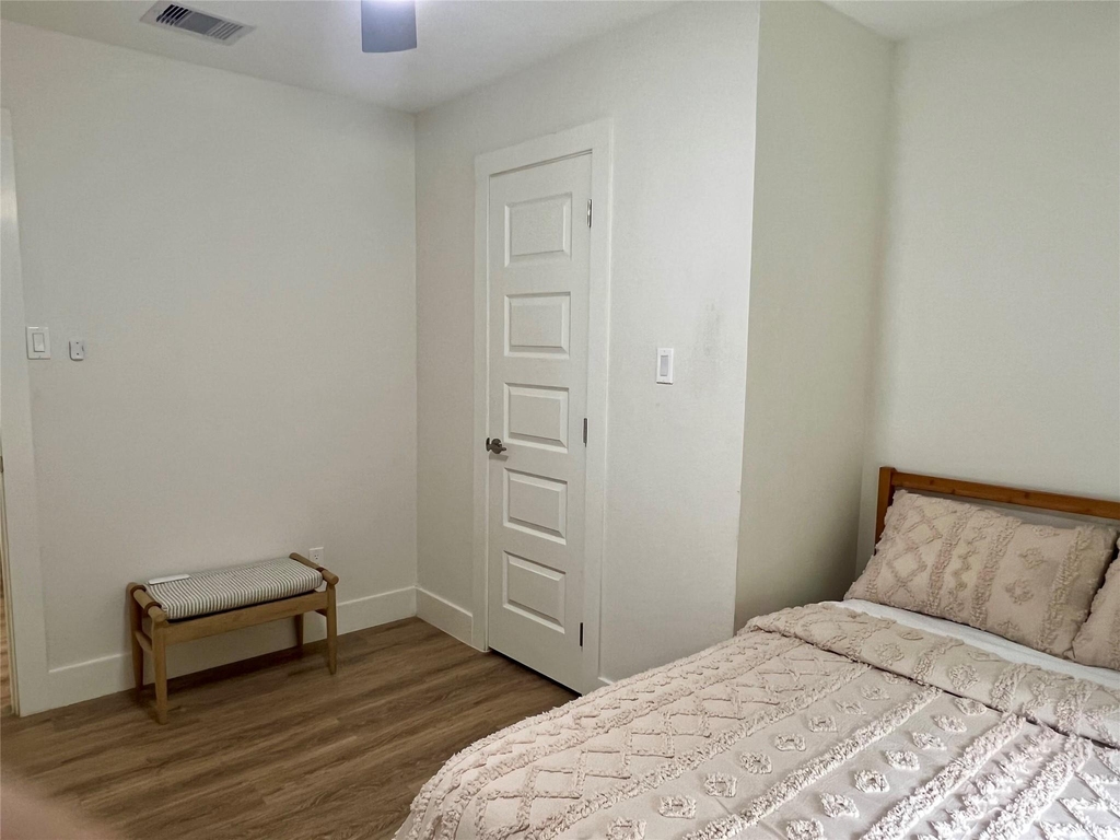 1119 Panama Street - Photo 14
