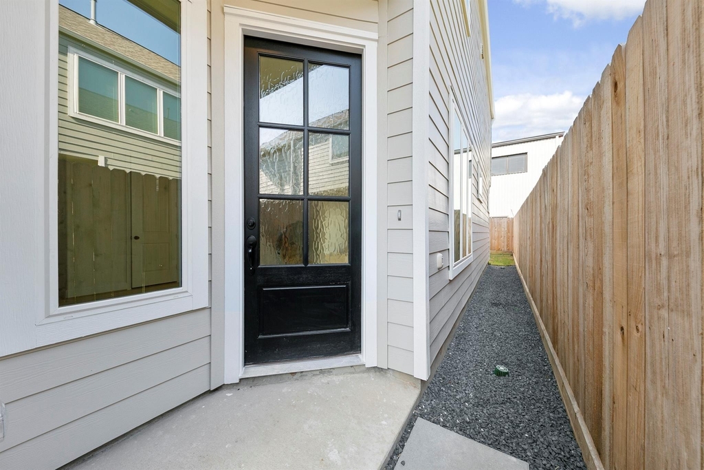 946 Judiway Street - Photo 3