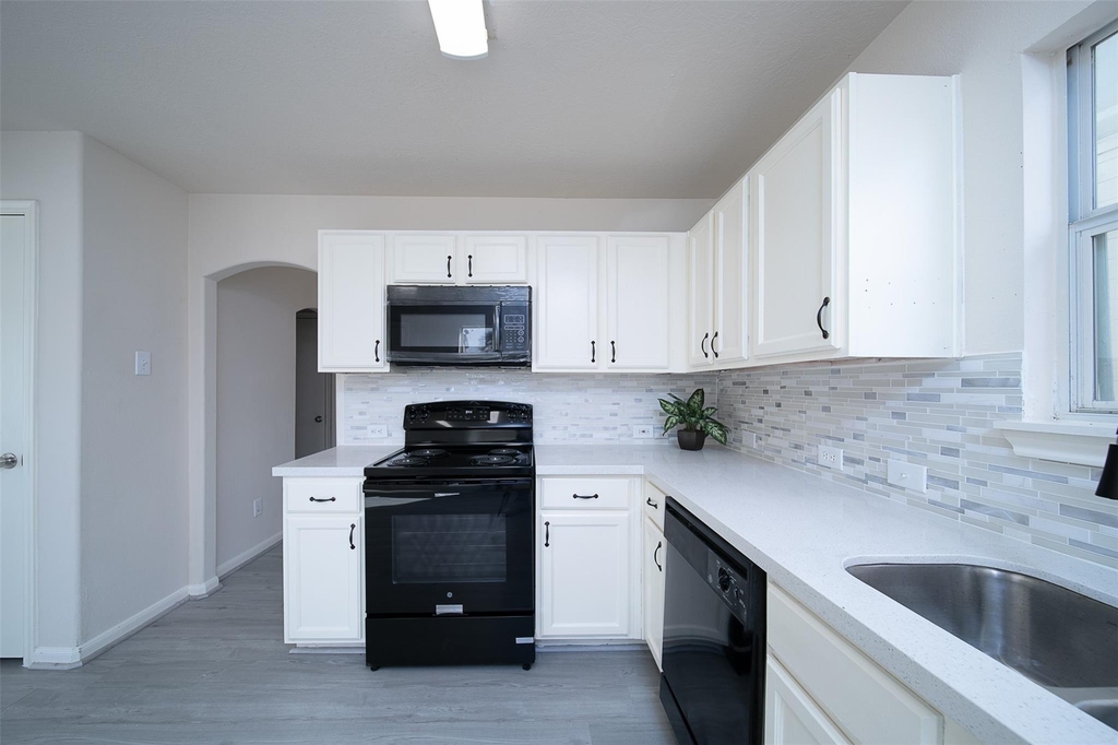 12934 Kingston Point Lane - Photo 8