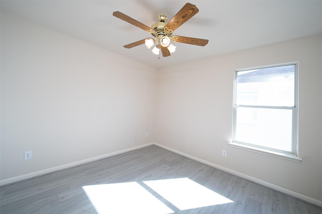12934 Kingston Point Lane - Photo 18