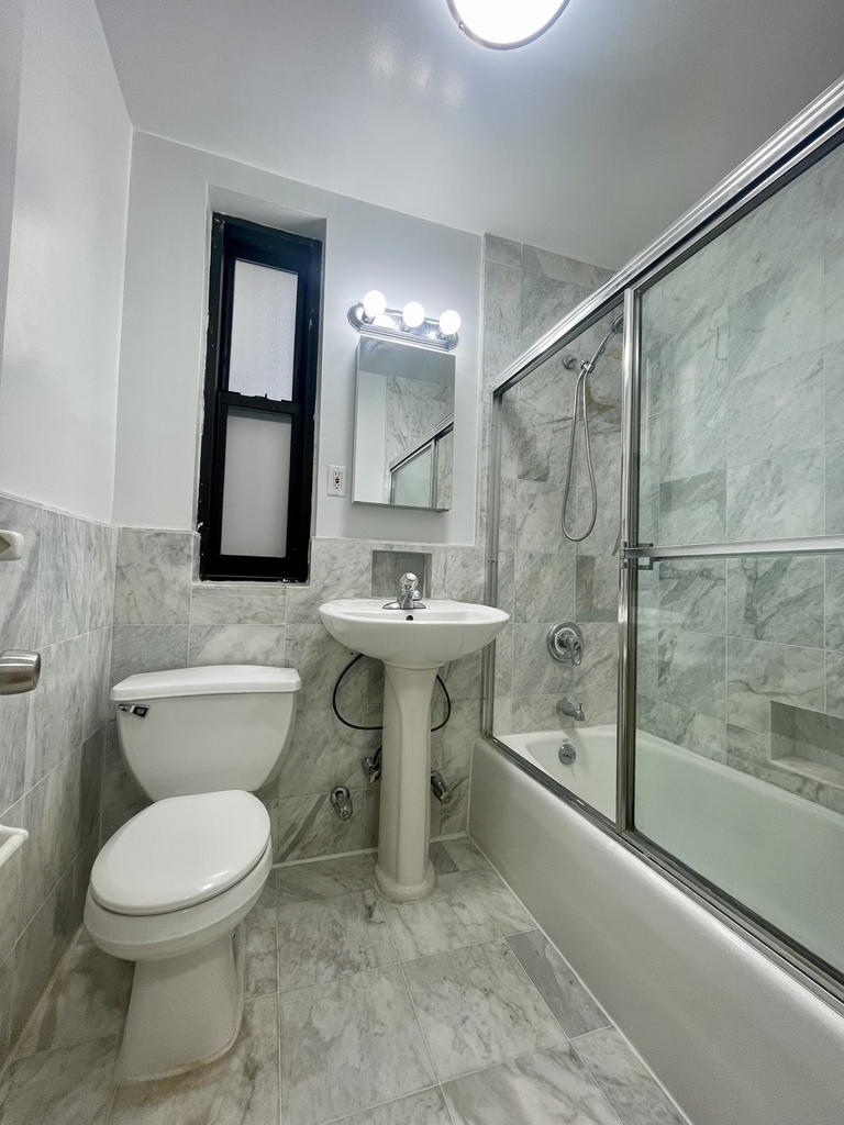 440 East 78th Street, 2D - Photo 10