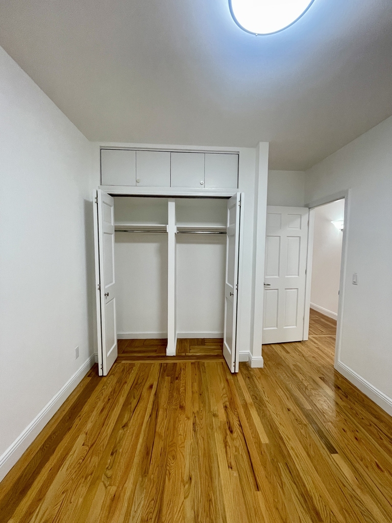 440 East 78th Street, 2D - Photo 7