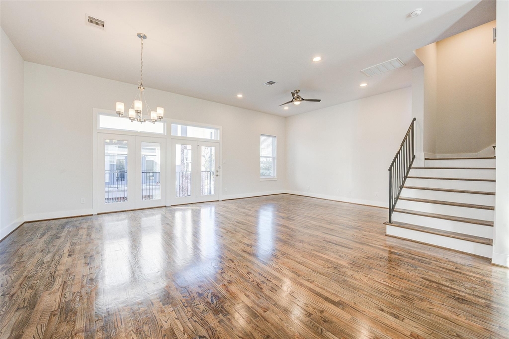 1603 Colorado Street - Photo 5