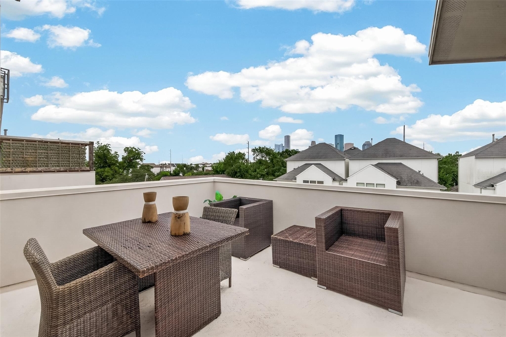 1604 Ovid Street - Photo 3