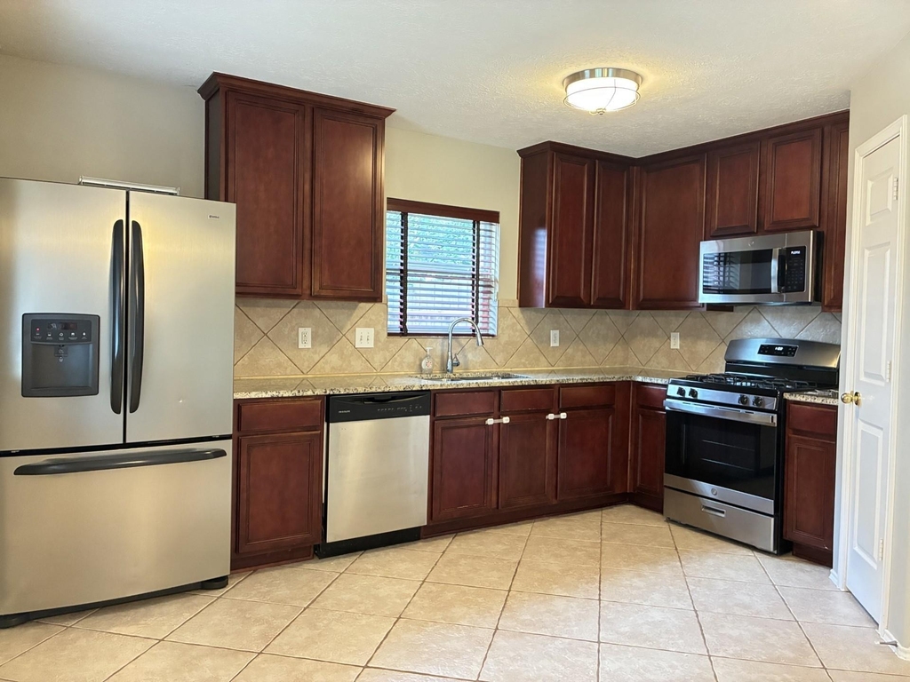 12402 Ravens Chase Lane - Photo 10