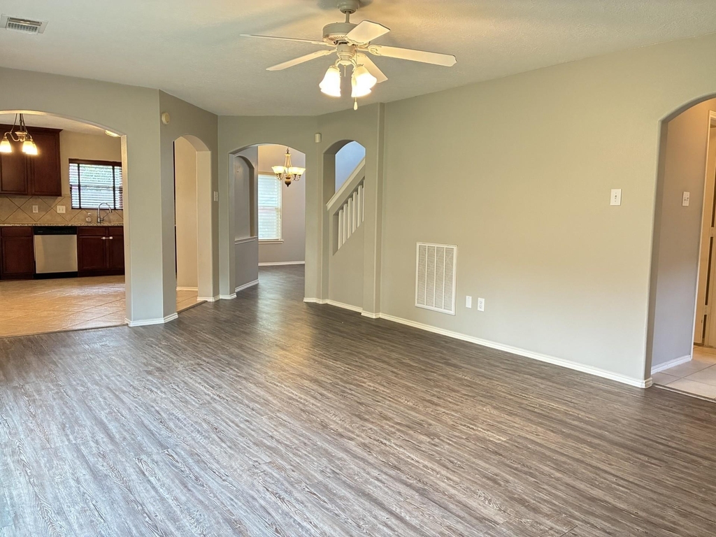 12402 Ravens Chase Lane - Photo 9
