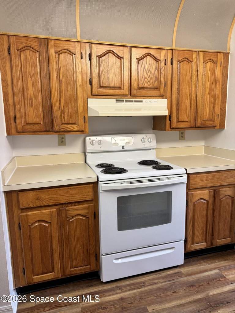 1735 Harrison Street - Photo 8