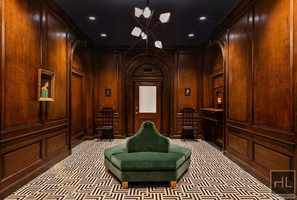 Wall Street - Photo 7