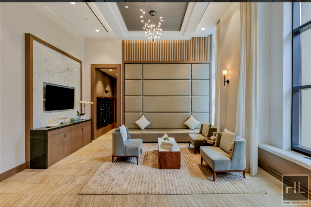 East 29 Street - Photo 8