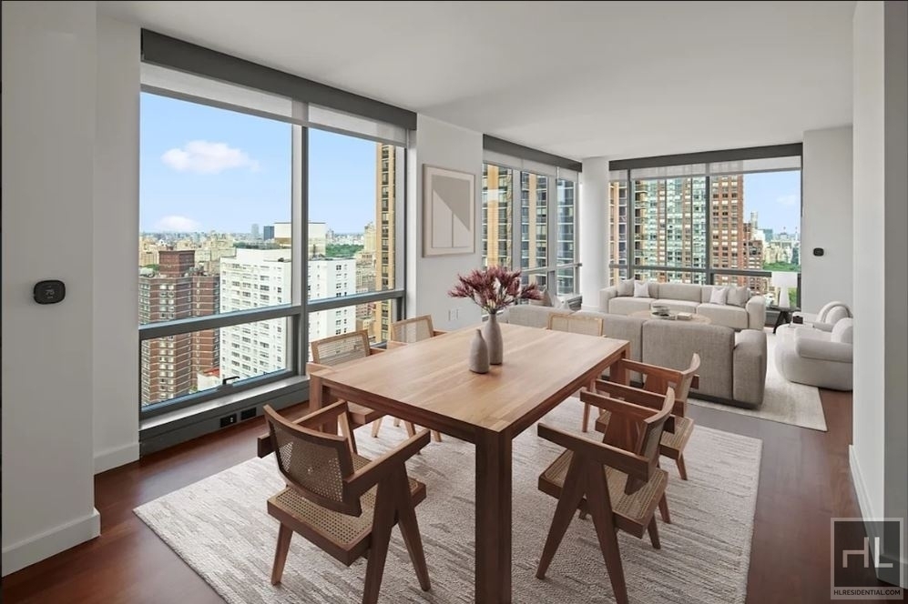 West 67th Street - Photo 3