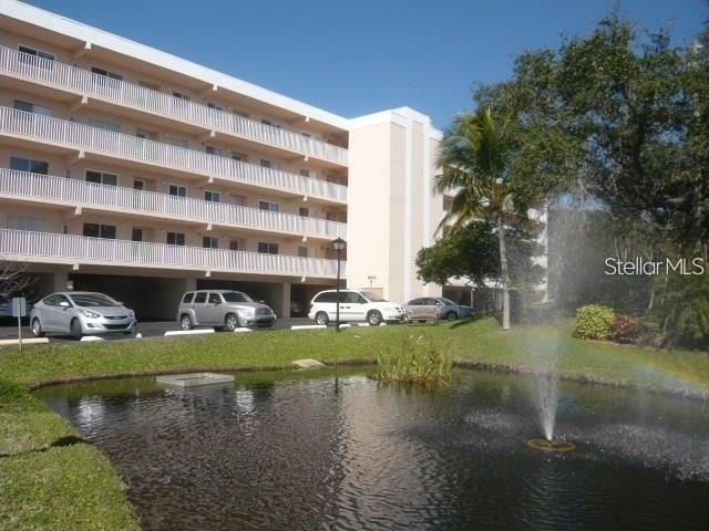 9510 Harbor Greens Way - Photo 1