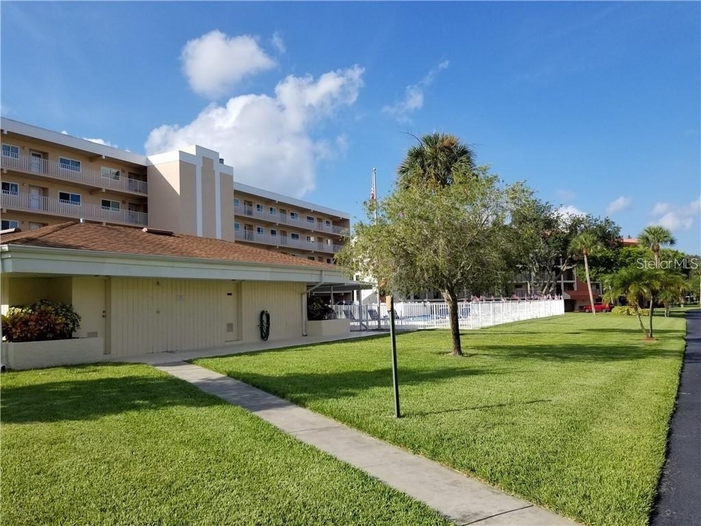 9510 Harbor Greens Way - Photo 25