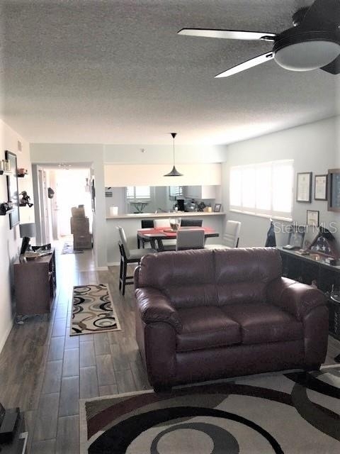 9510 Harbor Greens Way - Photo 7