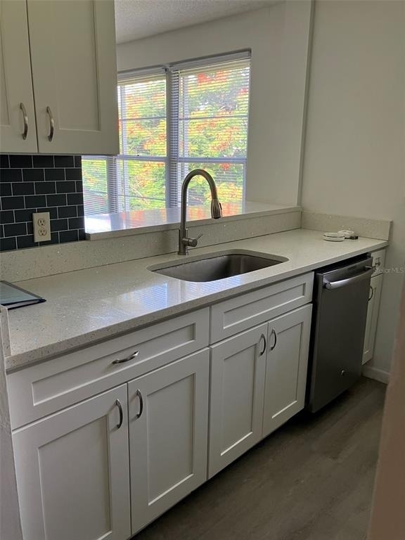 5660 80th Street N - Photo 8