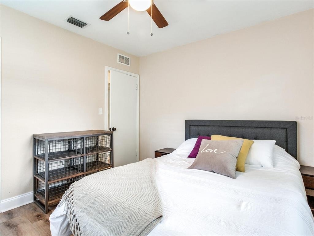 221 N Clearview Avenue - Photo 27