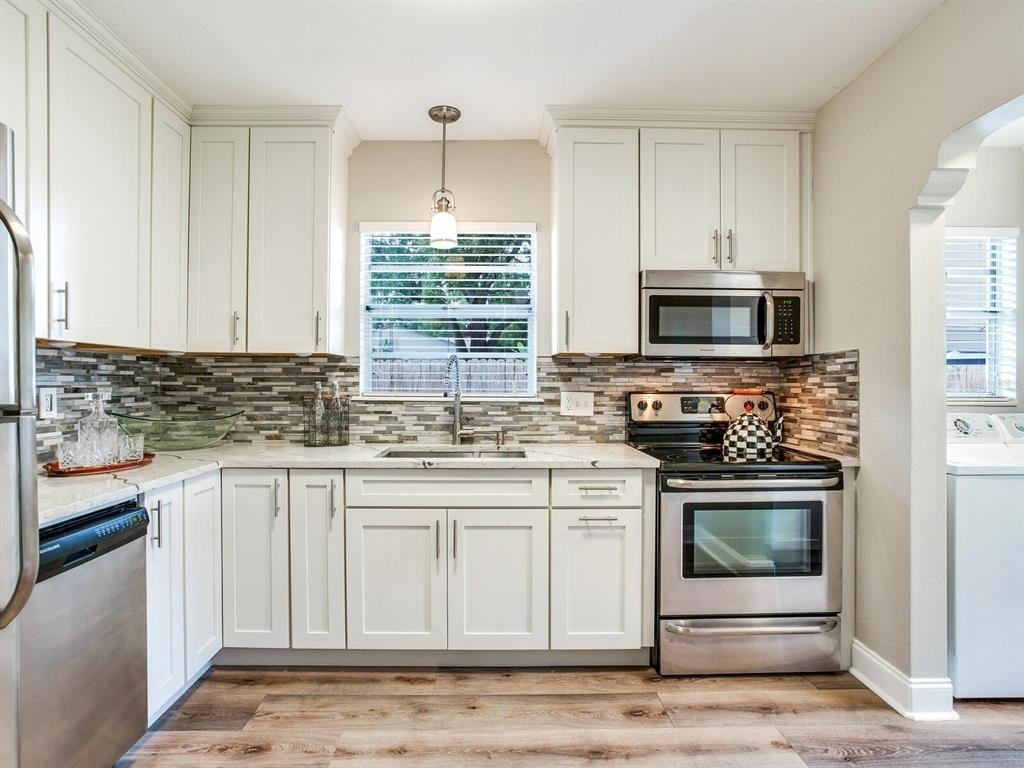 221 N Clearview Avenue - Photo 6