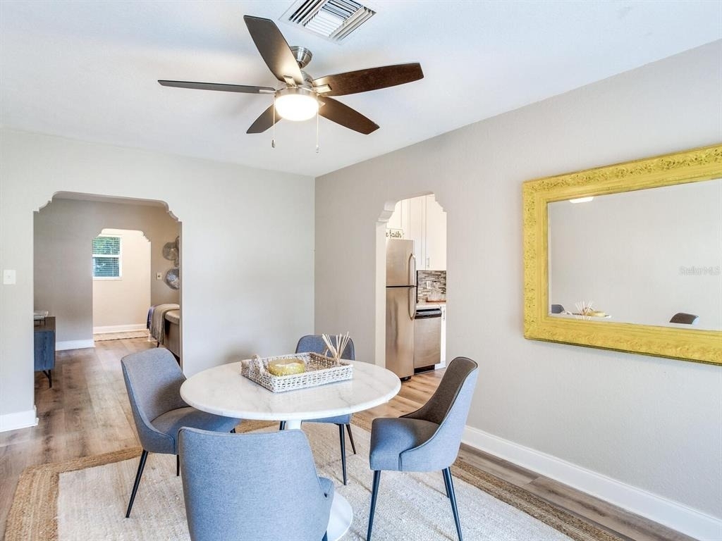 221 N Clearview Avenue - Photo 19