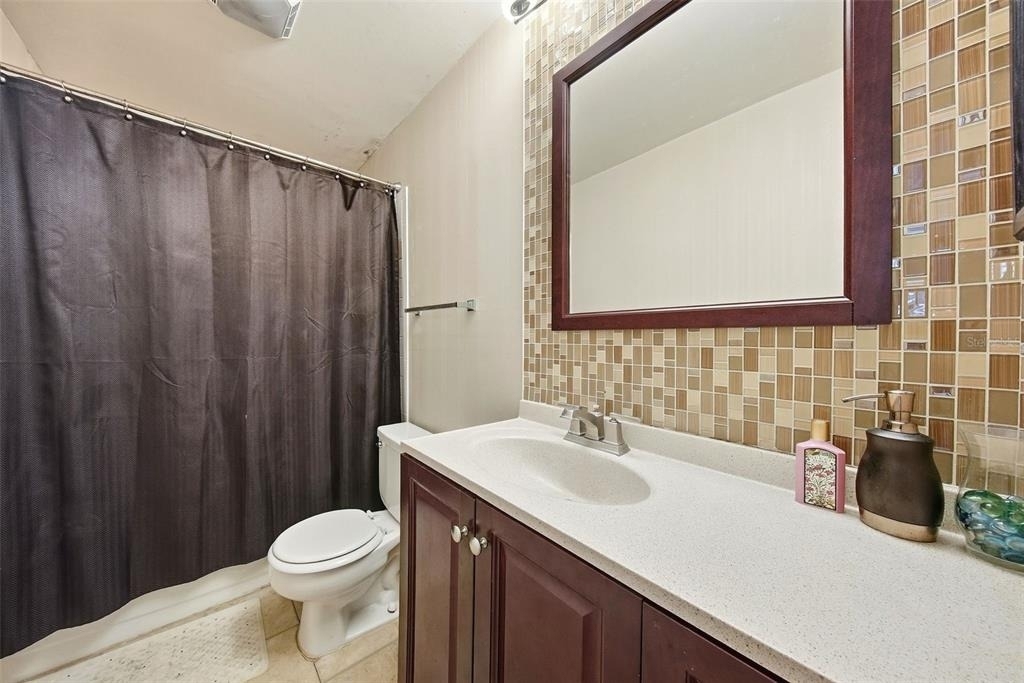 10200 Gandy Boulevard N - Photo 8