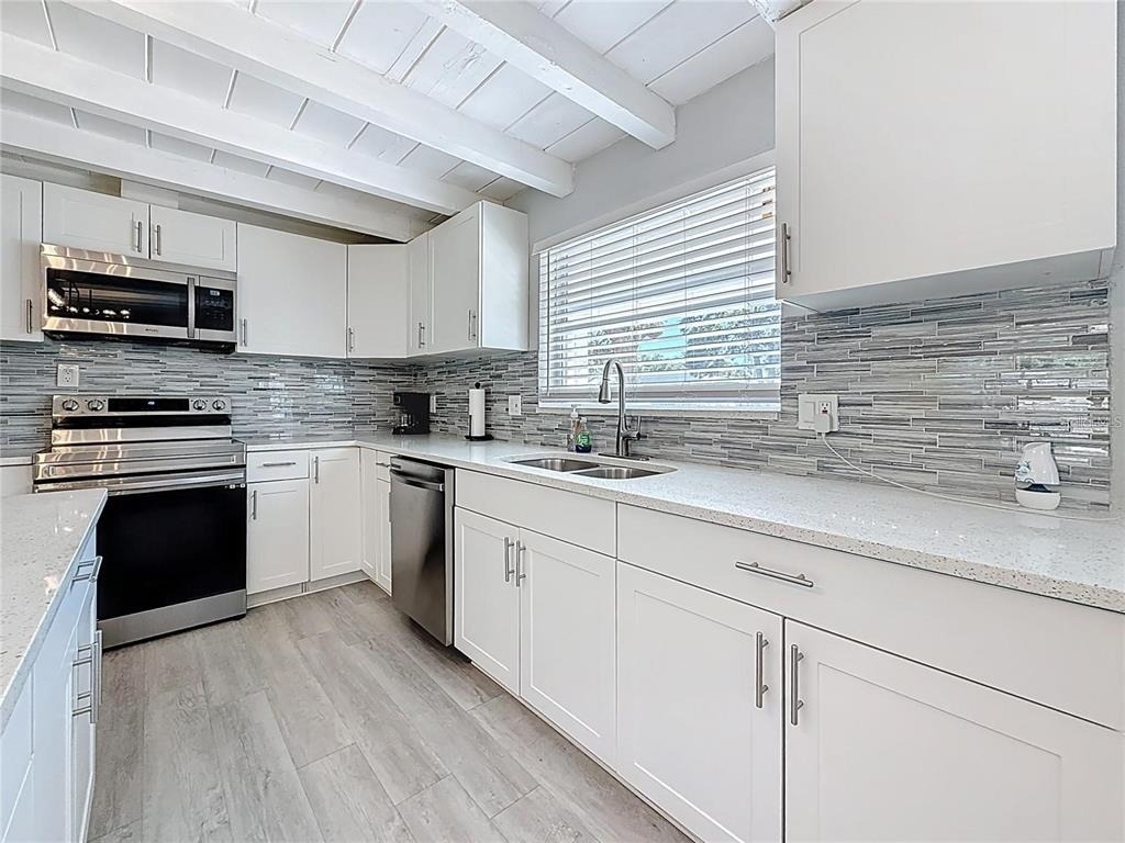 1408 Rogers Street - Photo 11