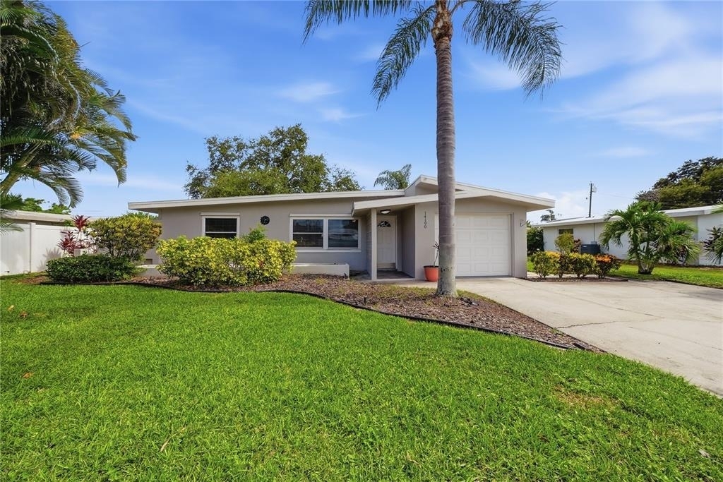 14190 Page Avenue - Photo 0