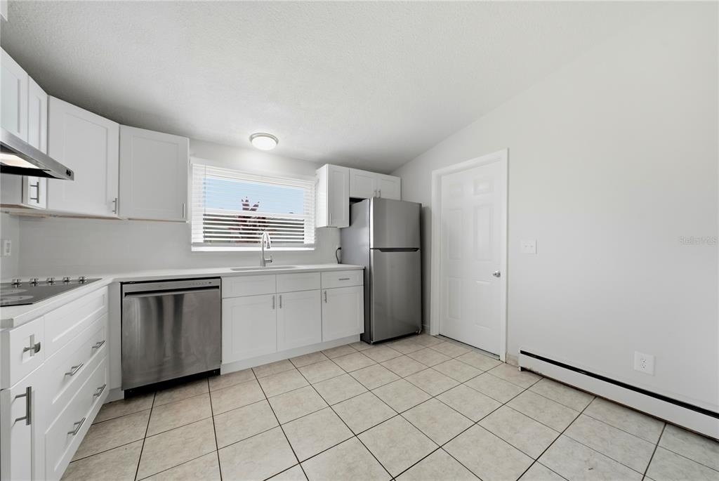 14190 Page Avenue - Photo 13