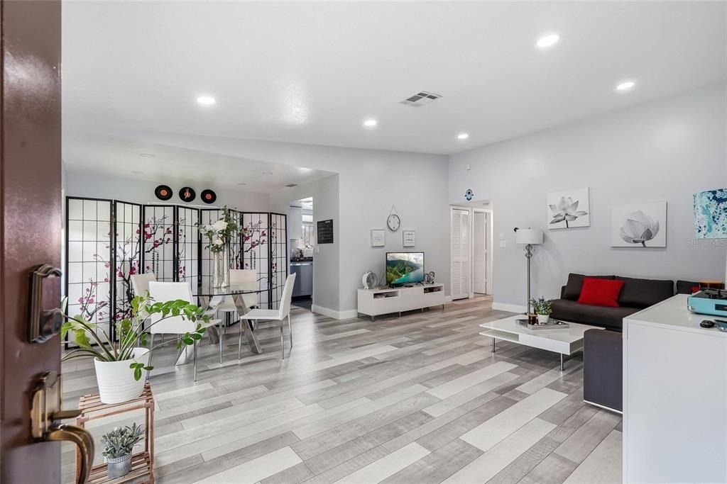 908 Hammock Pine Boulevard - Photo 4