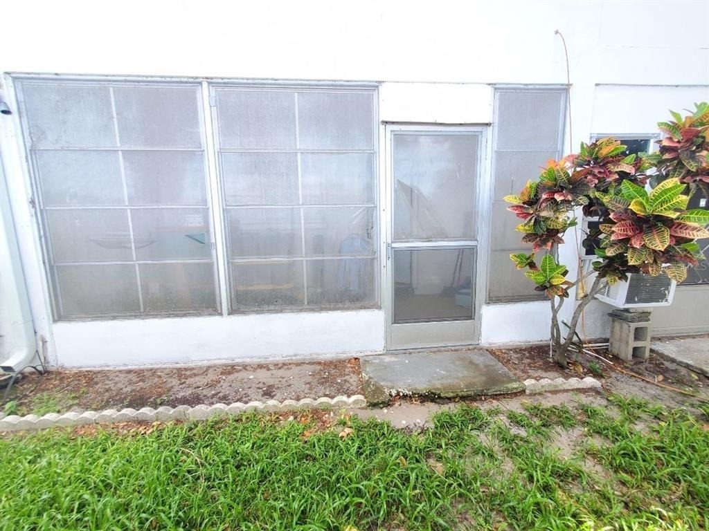 2344 Shelley Street - Photo 17