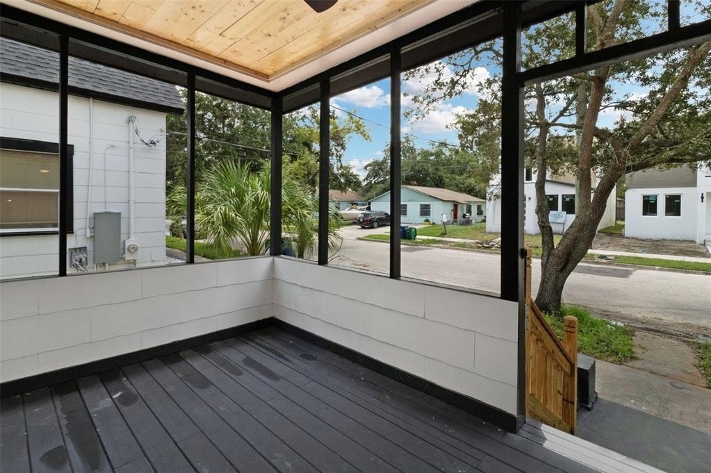 2329 W Beach Street - Photo 4