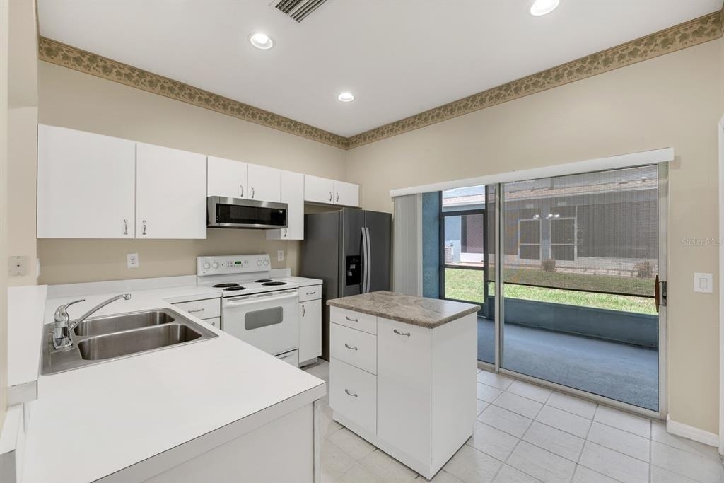 6737 Lake Rochester Lane - Photo 14