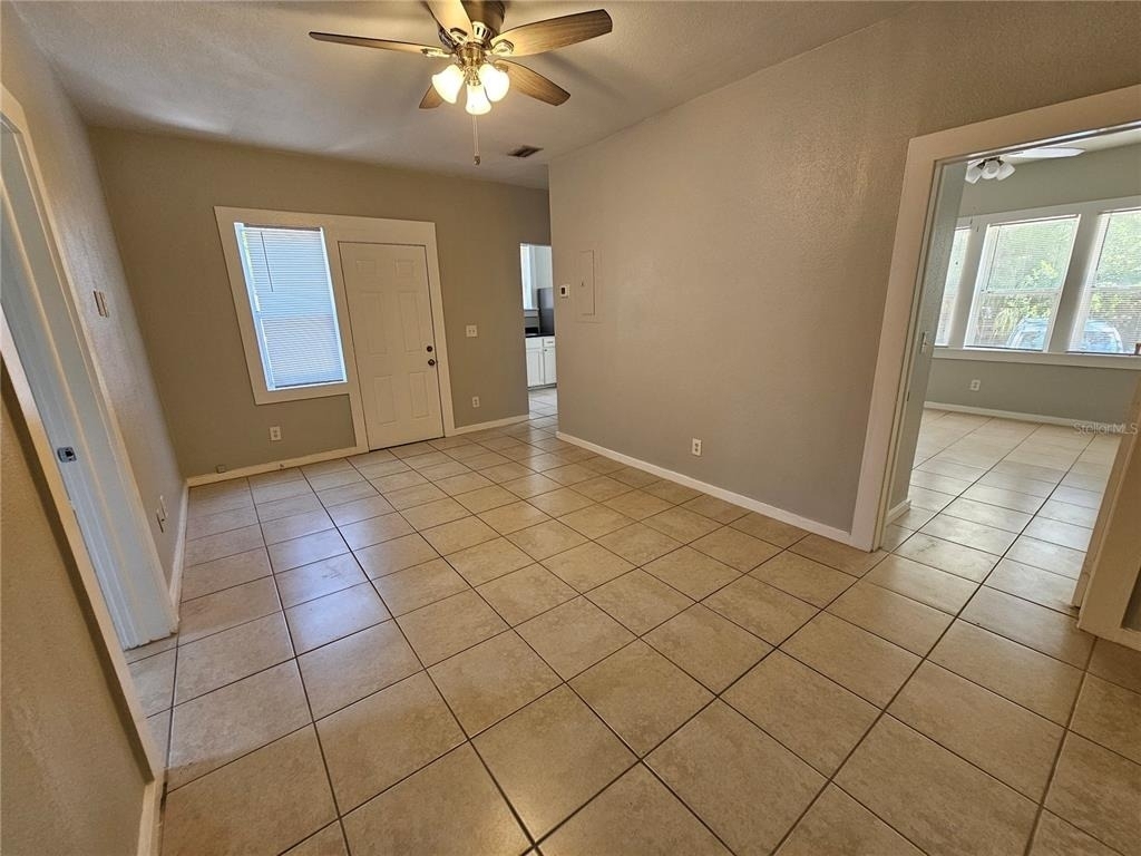 1408 N Fort Harrison Avenue - Photo 2