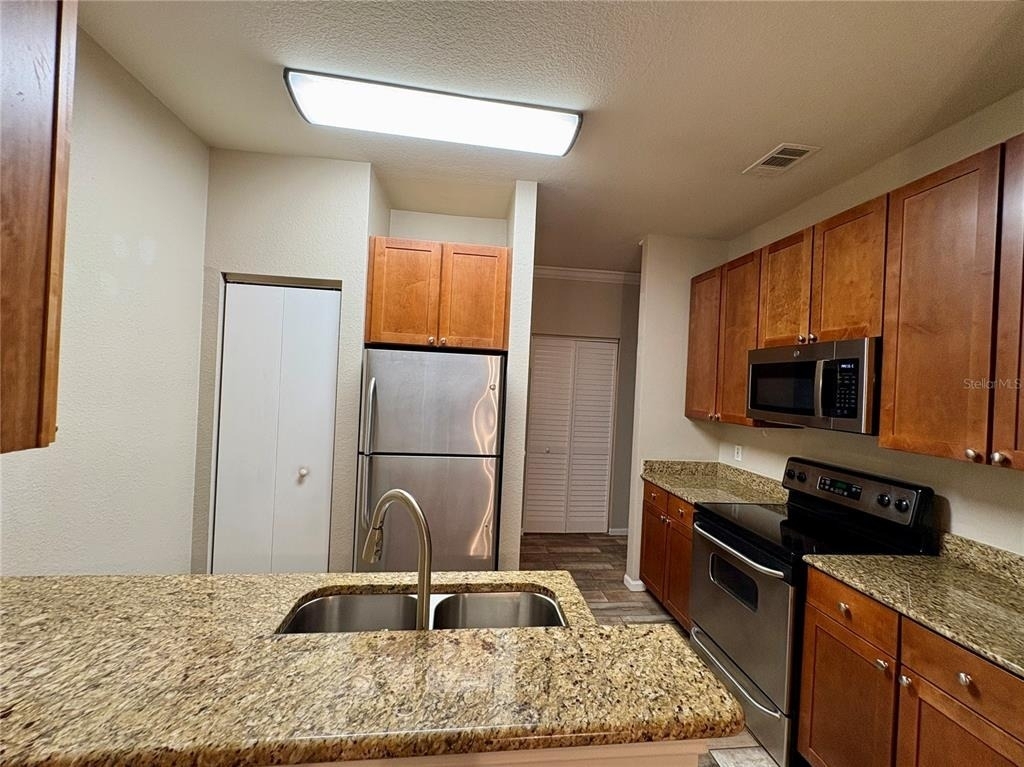 2171 Portofino Place - Photo 2