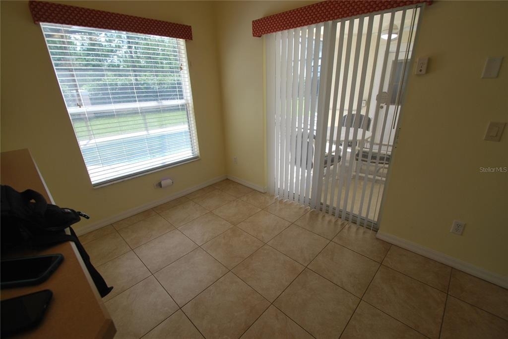 217 Robin Road - Photo 7