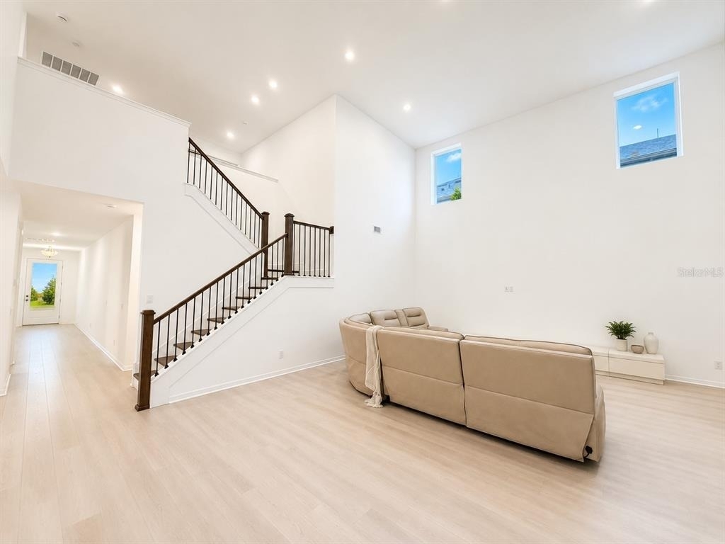 2321 Endeavor Way - Photo 4