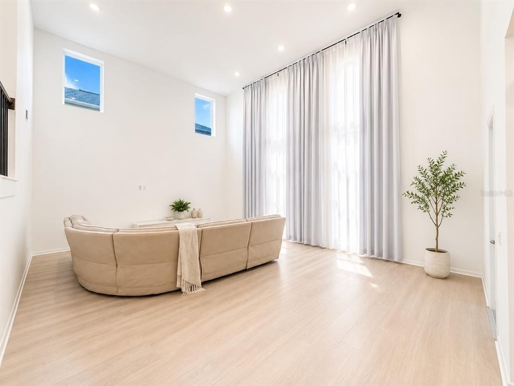2321 Endeavor Way - Photo 5