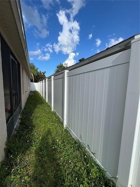 10007 Doriath Circle - Photo 13