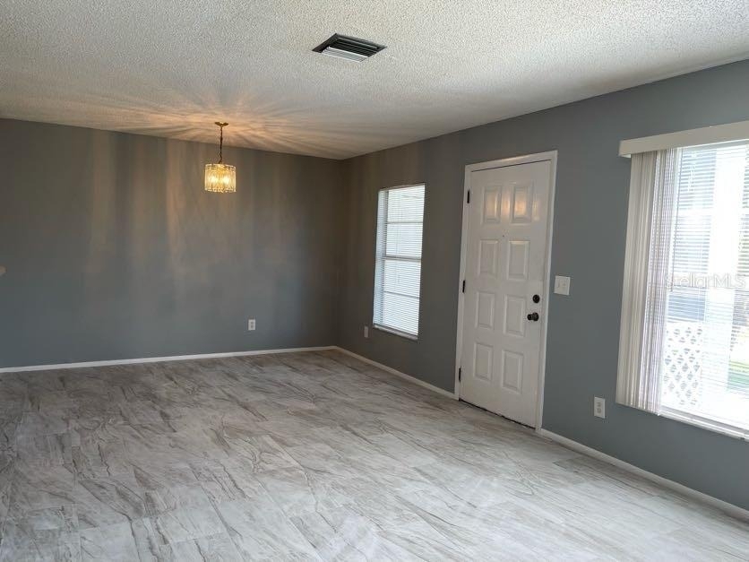 1004 Northlake Drive - Photo 3