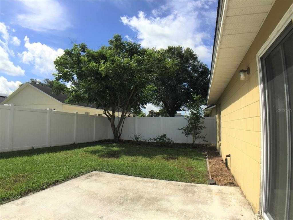 939 Pecan Street - Photo 9