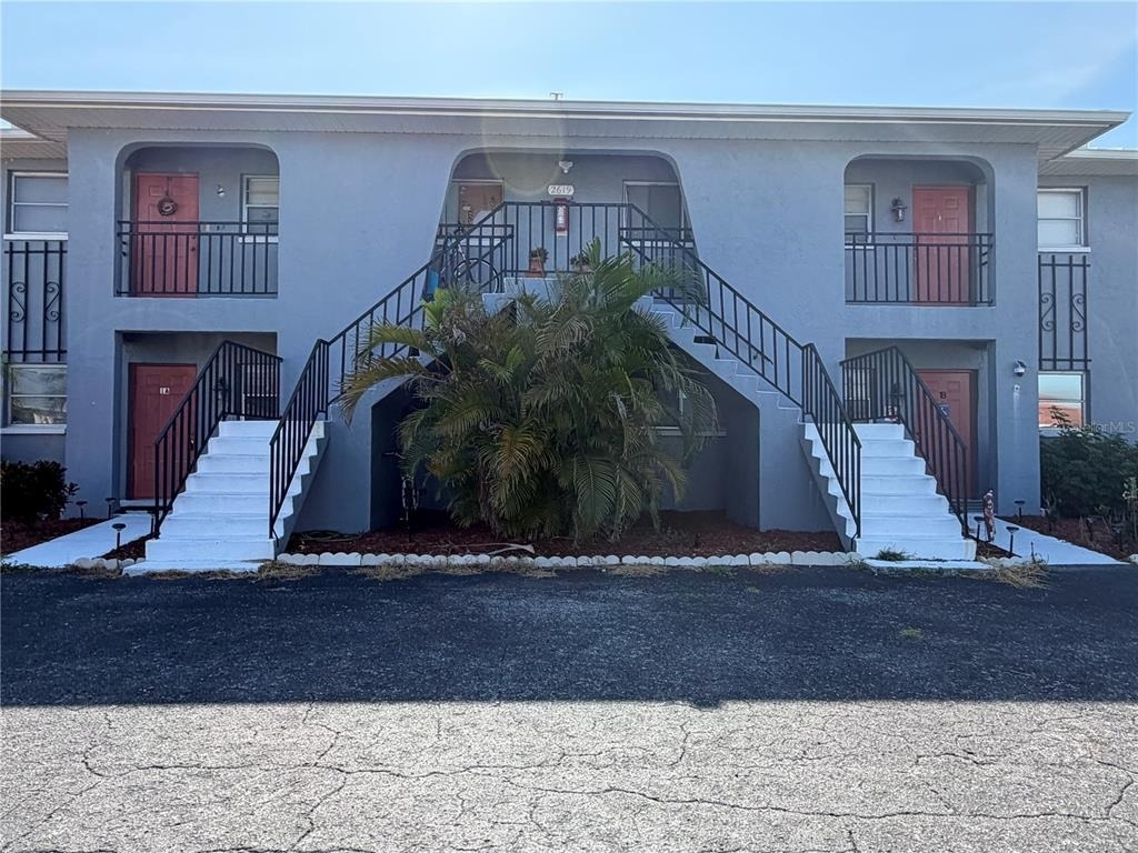 2619 Magdalina Drive - Photo 0