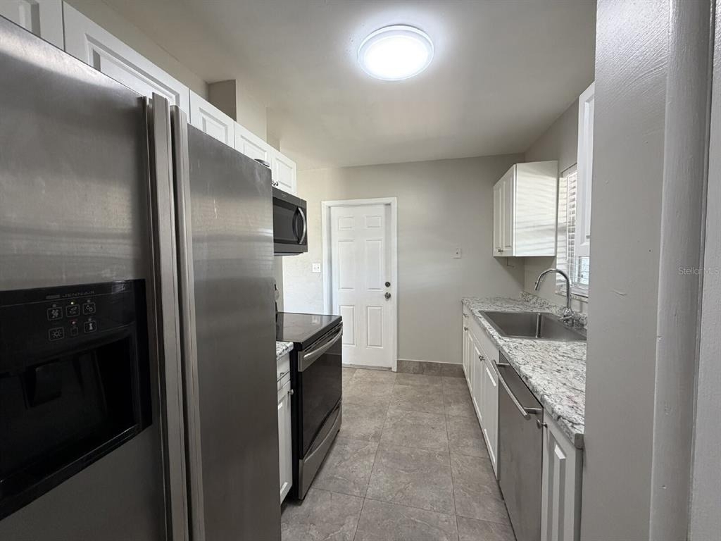 21090 Bersell Avenue - Photo 8