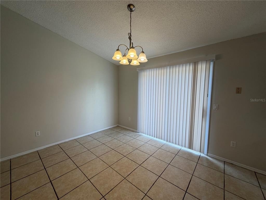 73 Olive Drive - Photo 4