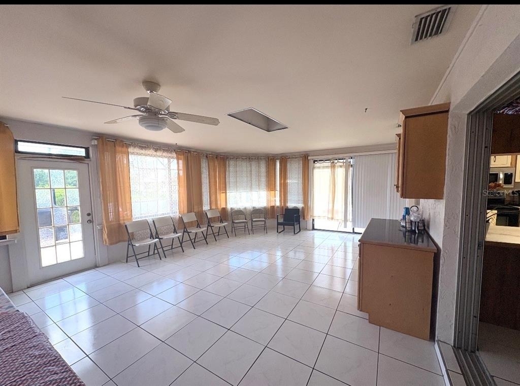 13 Flarestone Court - Photo 8